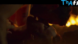 Laura Adamo Donk, Milk cans Episode in The Wishing Tree