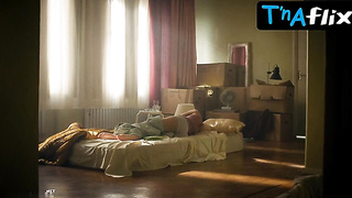 Cecilia Milocco Booty, Jugs Episode in Knocking