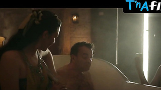 Astrid Meloni Bum, Hooters Sequence in Pervs Out