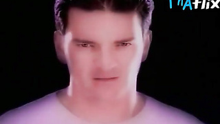 Unknown Caboose, Cupcakes Episode in Ricardo Arjona: Desnuda