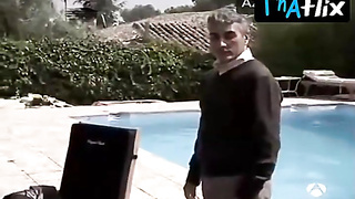 Aroa Gimeno Caboose, Mammories Sequence in 700 Euros