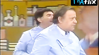 Amalia Yuyito Gonzalez Funbags Gig in Hiperhumor