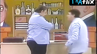 Amalia Yuyito Gonzalez Funbags Gig in Hiperhumor