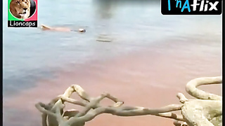 Suyane Moreira Mammories Sequence in Amazonia: De Galvez A Chico Mendes