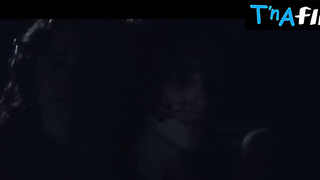Maya Hawke Lezzie, Backside Sequence in Therese