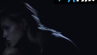 Maya Hawke Lezzie, Backside Sequence in Therese
