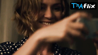 Maria Mashkova Booty, Cupcakes Episode in Zhenshchina V Sostoyanii Razvoda