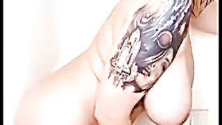 Firedancer19 bathroom