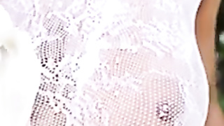 LINDSEY PELAS MILKY WAY (Iva Zan)