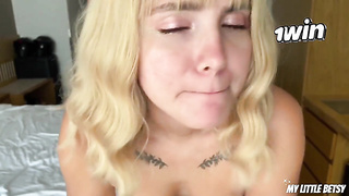 The Postman got Caught! now Steamy Bare Housewife will Rail Him Decently