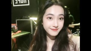 Japanese Uber-Sexy Model