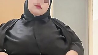 Guruu Mesum Telanjang Di Restroom Siswa Laki-laki