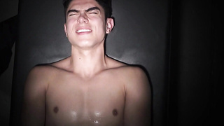 GLORYHOLE WALL! Wanna plow a random brown-eye?