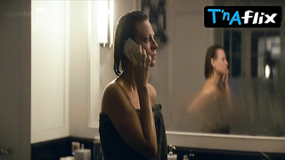 Magdalena Boczarska Donk, Boobs Sequence in Lil Rose two