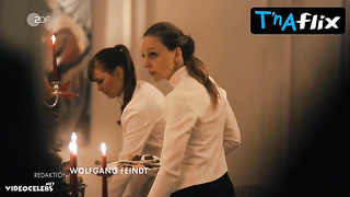 Katharina Lorenz Uber-sexy Episode in Der Zauberwurfel - Mord In Der Familie