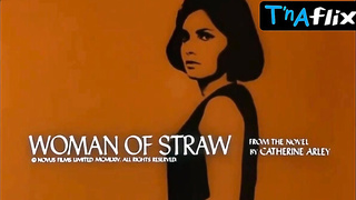 Gina Lollobrigida Bosoms Episode in Dame Of Straw