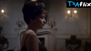 Gina Lollobrigida Bosoms Episode in Dame Of Straw