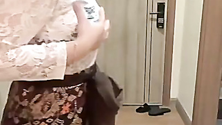Kebaya Putih Pantat Besar