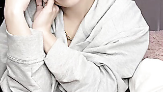 So I was half way thru the PPV movie and I got a FaceTime.. by sofspicy99 from OnlyFans - Coomer