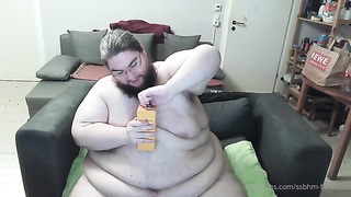 There it is! The flick with sound ? I swallow again some Choc.. by ssbhm-fatwasad from OnlyFans - Coomer