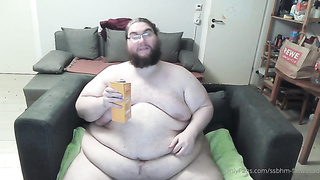 There it is! The flick with sound ? I swallow again some Choc.. by ssbhm-fatwasad from OnlyFans - Coomer