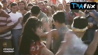 Halle Berry Handsome Vignette in Race The Sun