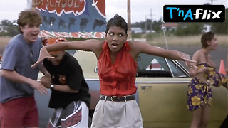 Halle Berry Sumptuous Vignette in Race The Sun