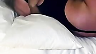 Areallyweakguy & beachblondde