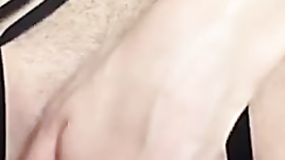 Fifi_xo close up finger-banging OF