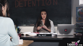 Lecturer makes nubiles poke in detention