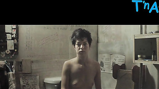 Emmanuelle Lussier Martinez Titties, Pubic hair Gig in Those Who Make Revolution Halfway Only Delve Their Own Graves
