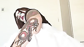 Clown Damsel Brujita Roja’s Nailing Concludes With A Facial cumshot