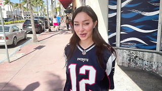 Quickie Find-Professional Cutie Drills A Patriots Player - Sisi Rose