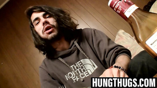 Devin Reynolds nearly frosts plate with spunk after tugging off