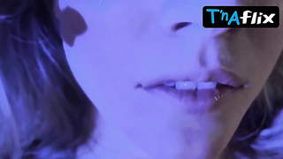 Lindsay Ellingson Donk, Mammories Sequence in Love Advent