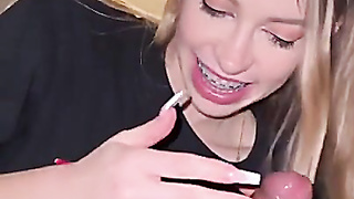 Khloekapri Fellates Manmeat And Gobbles Jizm