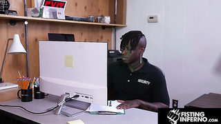 Bearded Beef Plays Wt Gimp Twat - Going knuckle deep Inferno