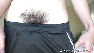 Long haired bombshell Maxx Stoner pouring his white-hot jizm in the glass