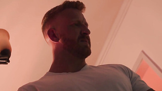 Couple Gets Her Deep Mouth Cock-squeezing Cooch And Ample Mounds Penetrated - Costume play - Lil (Lil' Puck)