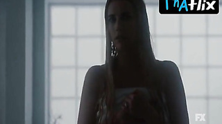 Emma Roberts Sumptuous Episode in Yankee Horror Story