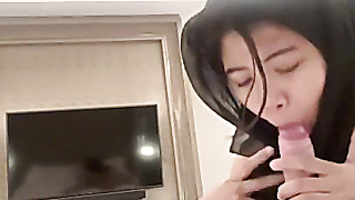 Hijab Tindik Sepong Kontol Bule