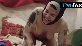 Clare O'kane Boobs, Thicket Episode in Waddle - A Fresh Brief By Me, Clare O'kane