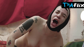 Clare O'kane Boobs, Thicket Episode in Waddle - A Fresh Brief By Me, Clare O'kane