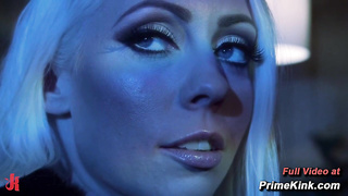 Steaming Rich Domme Cash Sub Joy