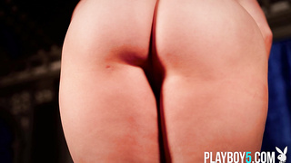 Bootylicious stacked PLUMPER adult movie star Mia Malkova