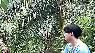 Ibu Tiri Dan Anak Tiri Ngewe Di Kebun Sawit Part2