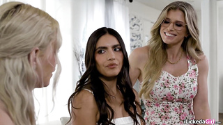 Nubile having threesome with sapphic sugarmom
