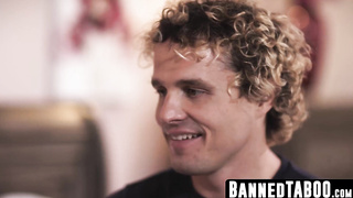 Sophia Burns conquers stepbrother's trunk in wild rail