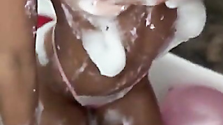 Claire Stone Naked B-day Bouncy Bathtub PPV Vid Leaked