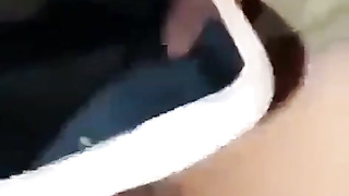 Iniyot Si Gf Sa Loob Ng Duyan